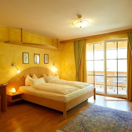 Hotell Der Grubacher 4*