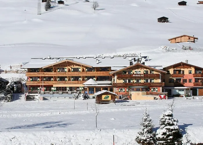 Hotel Der Grubacher 4*